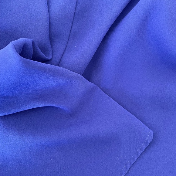 Banana Republic cobalt tank. - Picture 2 of 3